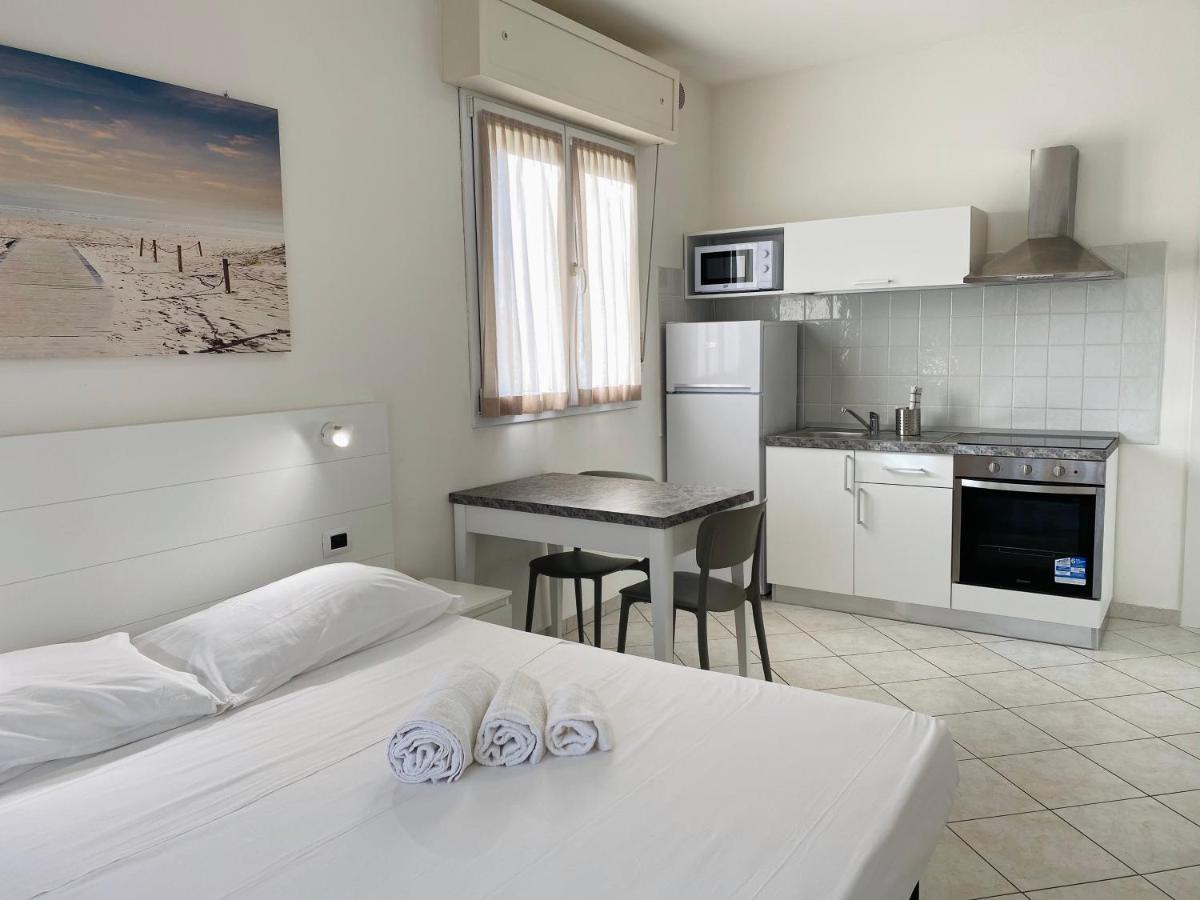 Rimini Bay Suites&Residence Экстерьер фото