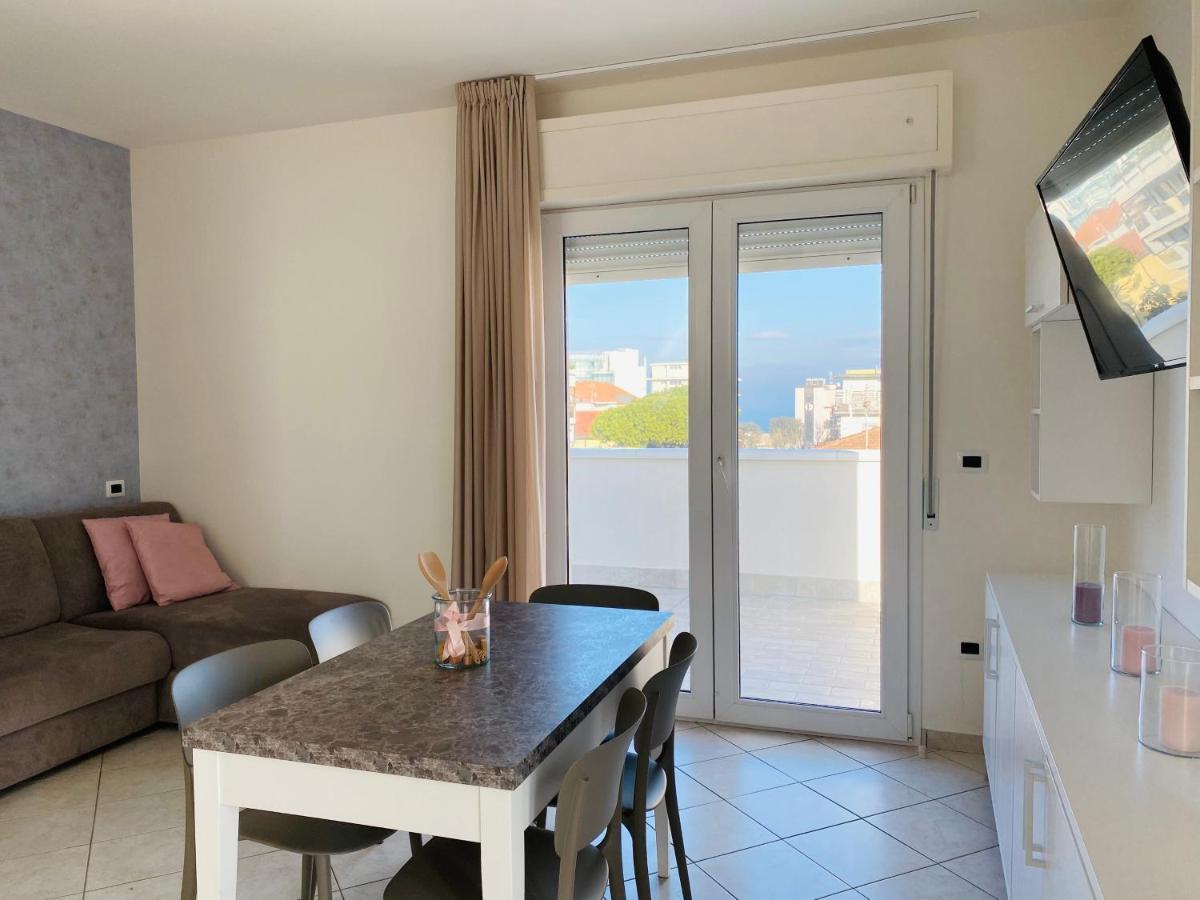 Rimini Bay Suites&Residence Экстерьер фото