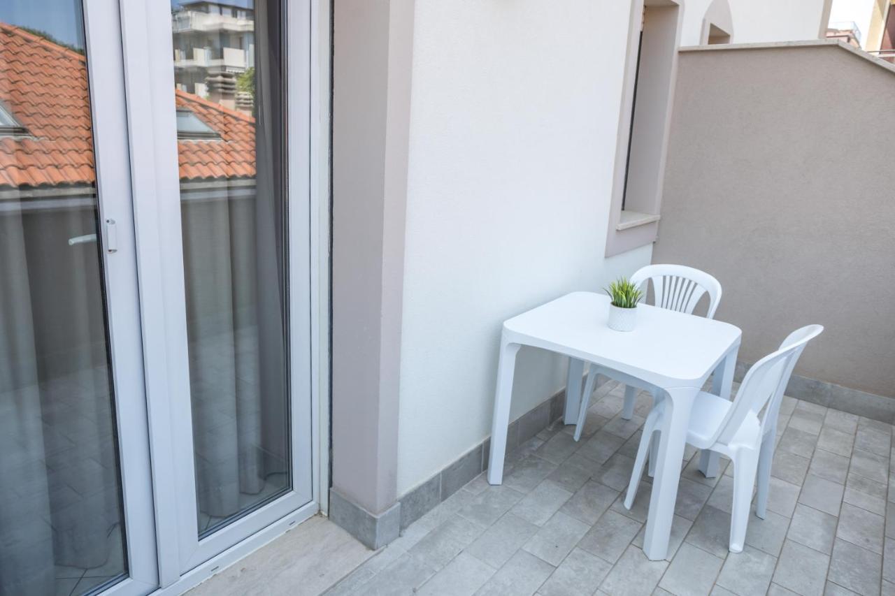Rimini Bay Suites&Residence Экстерьер фото