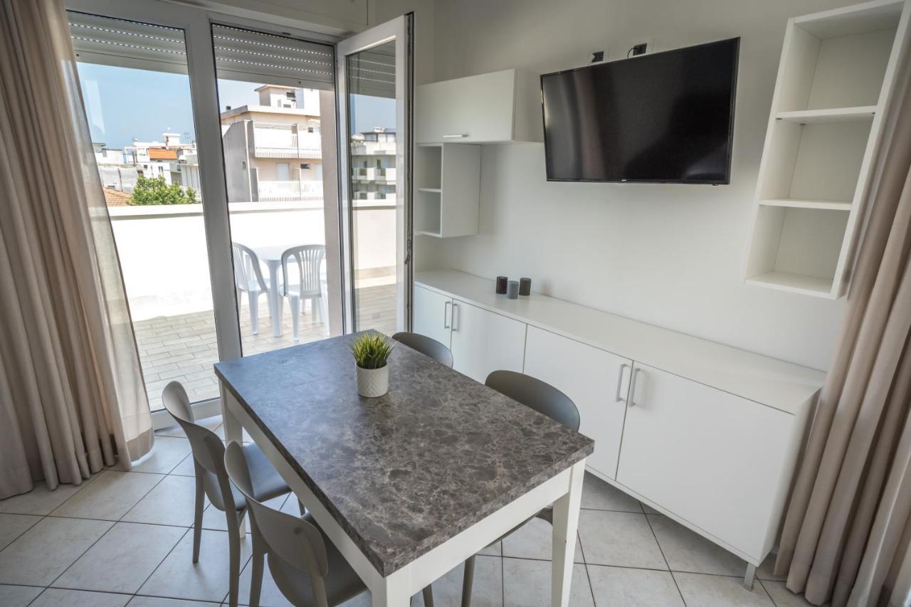 Rimini Bay Suites&Residence Экстерьер фото