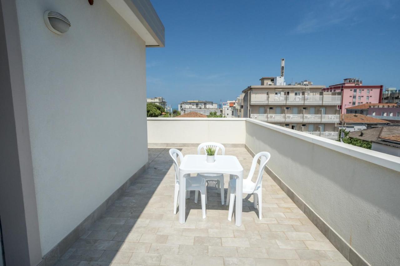 Rimini Bay Suites&Residence Экстерьер фото