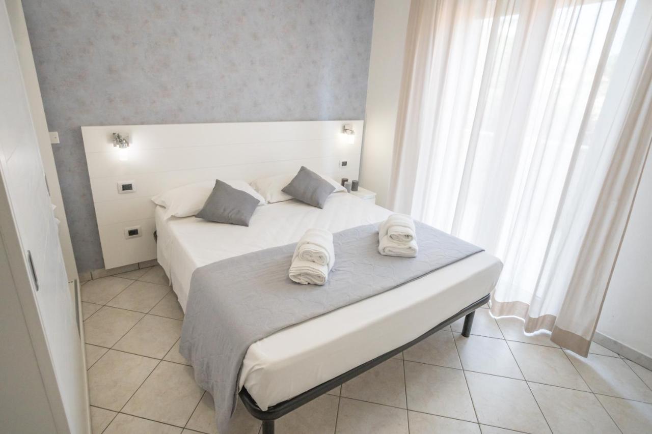 Rimini Bay Suites&Residence Экстерьер фото
